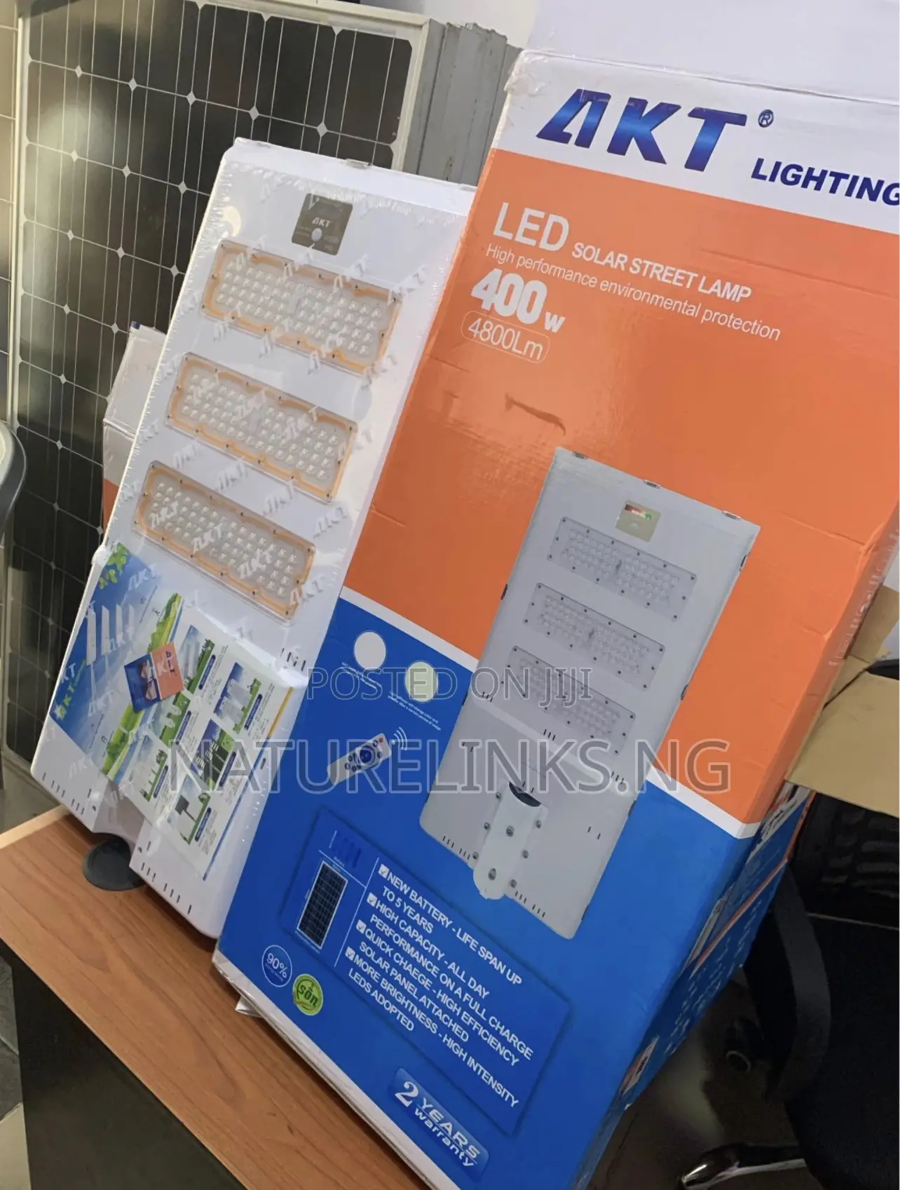 AKT 400W Solar Street Light