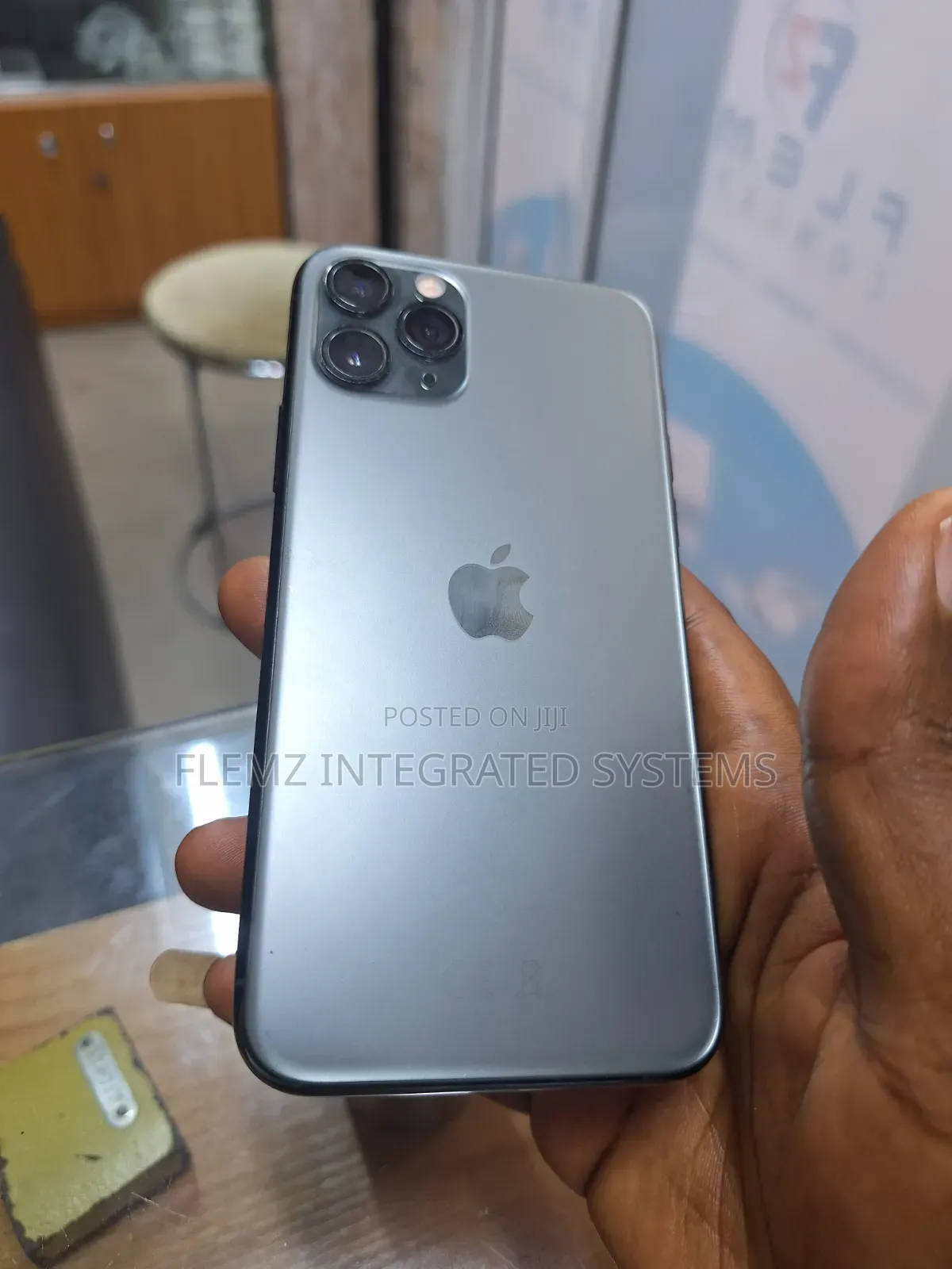 Apple iPhone 11 Pro 64 GB Gray