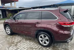 Toyota Highlander Limited 4dr SUV AWD (3.5L 6cyl 6A) 2015 Burgundy