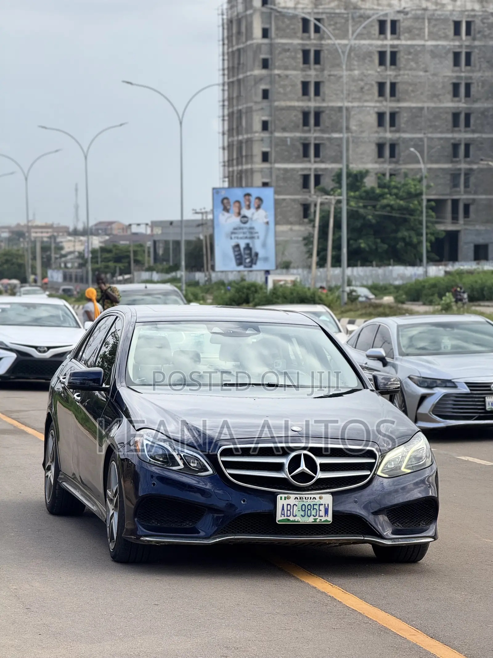 Mercedes-Benz E400 2016 Blue