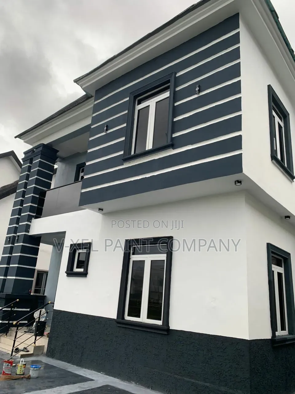 Active House Painter/ Wall Brackets