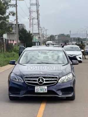 Mercedes-Benz E400 2016 Blue