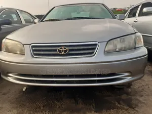 Toyota Camry 2001 Silver
