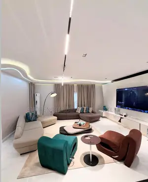 Luxurious 4 Bedroom Apartment Shortlet