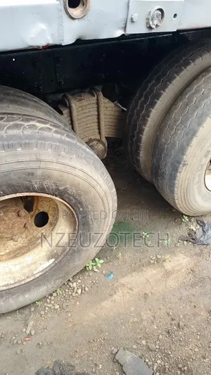 Mack Tipper