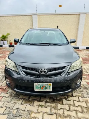 Toyota Corolla 2012 Gray