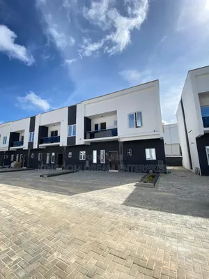 3bdrm Duplex in Citadel City, Sangotedo for sale