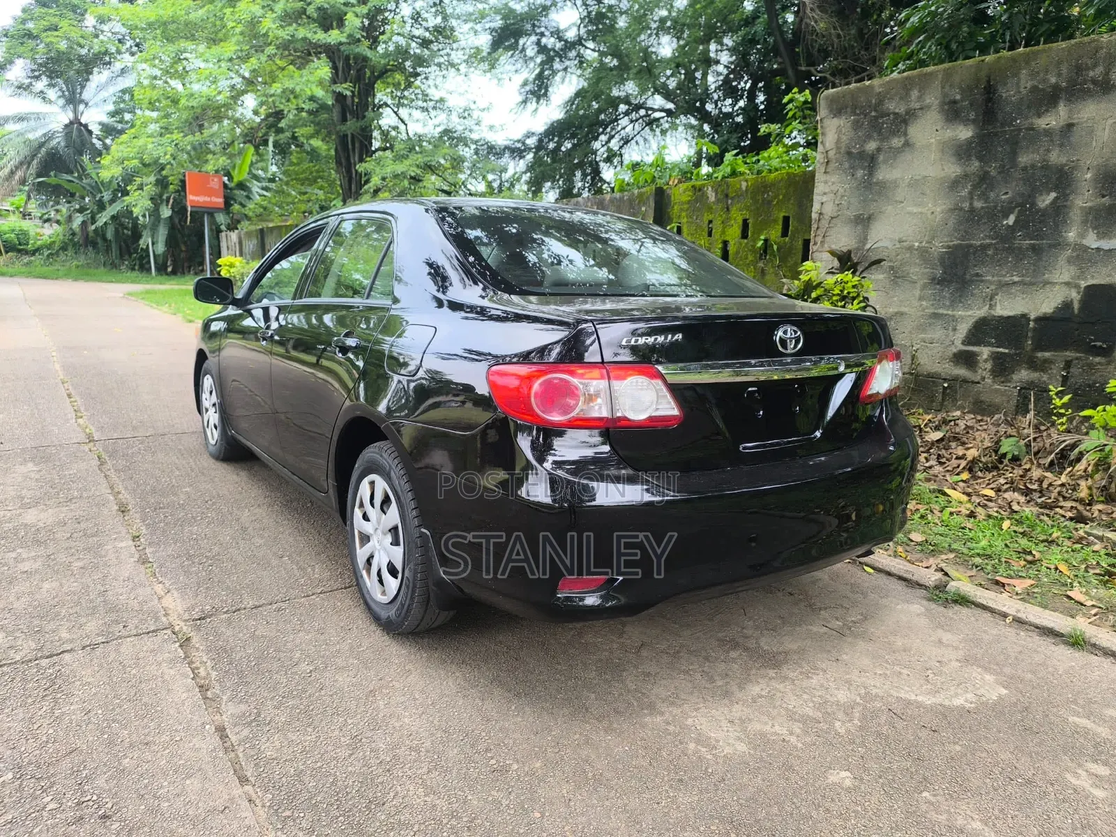 Toyota Corolla 2012 Black