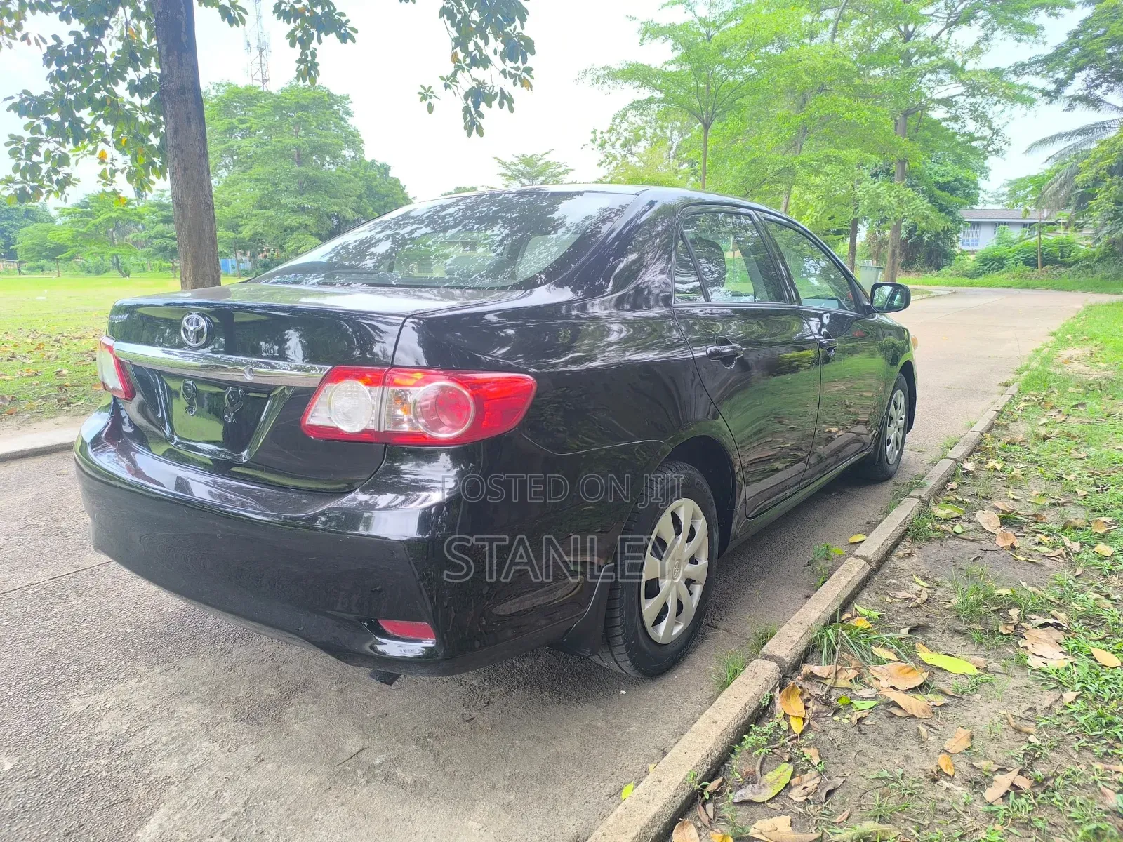 Toyota Corolla 2012 Black