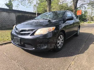 Toyota Corolla 2012 Black