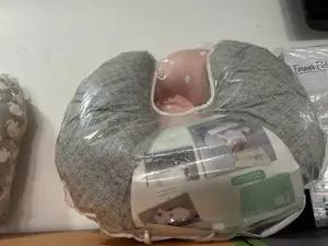 Feeding Pillow