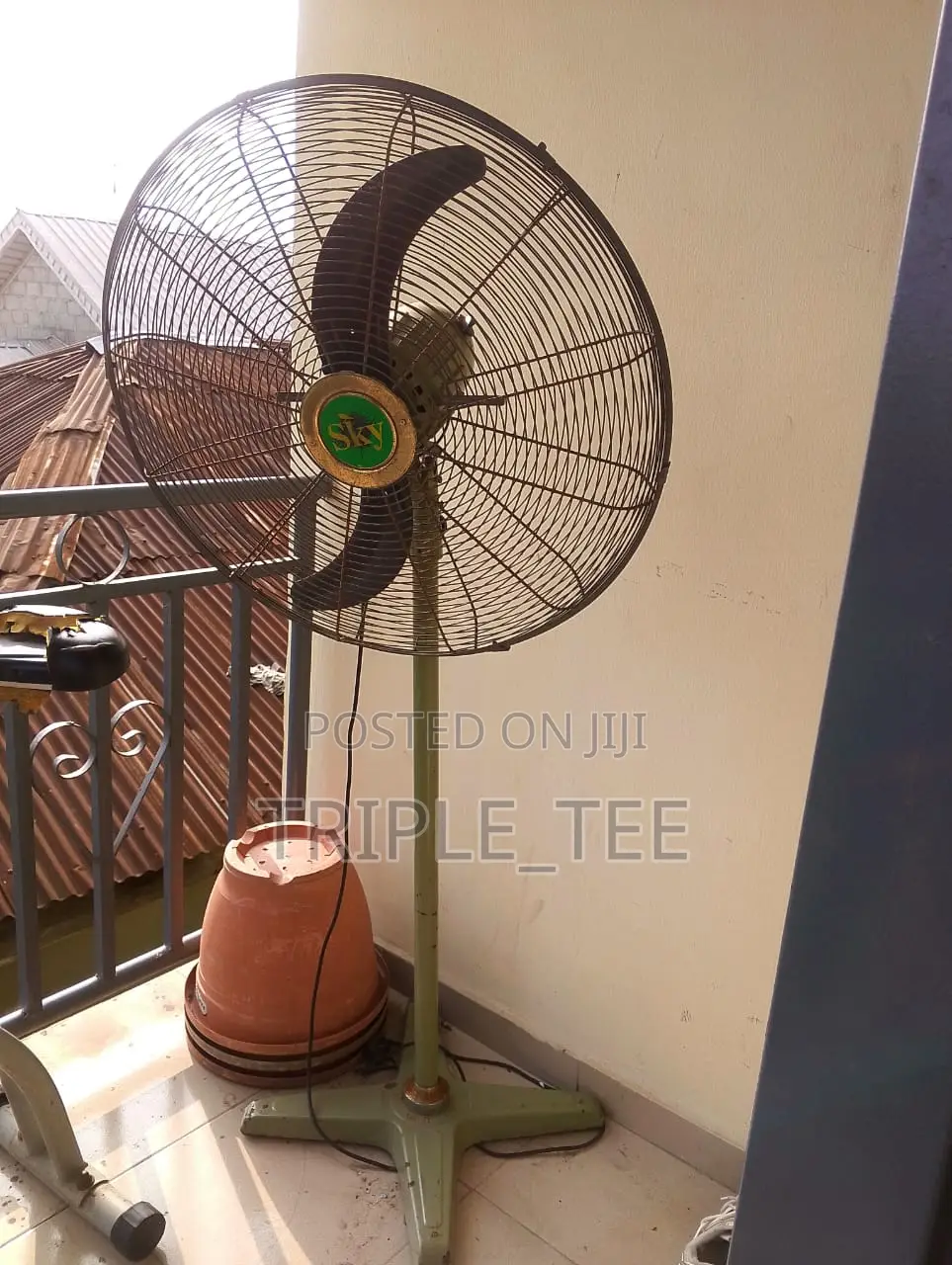 Standing Fan