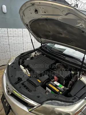 Toyota Avalon XLE Sedar FWD (3.5L 6cyl 6A) 2013 Silver