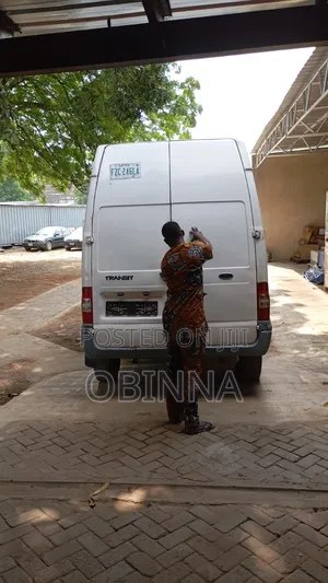 Ford Transit 2002 White