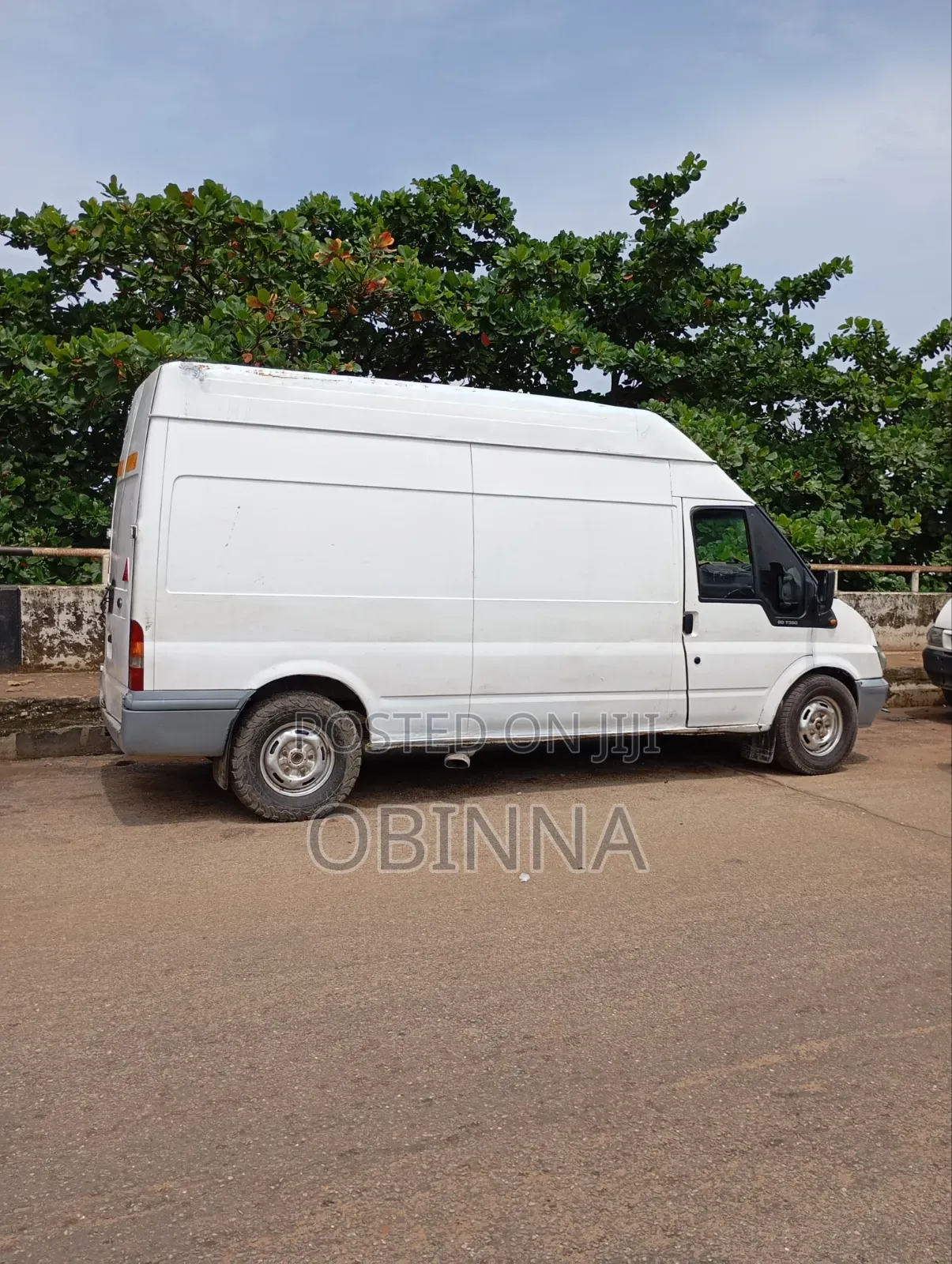 Ford Transit 2002 White