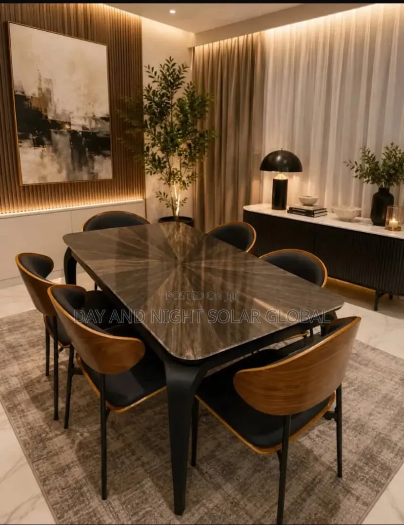 Luxurious Home Dining Table With 6 Sitters