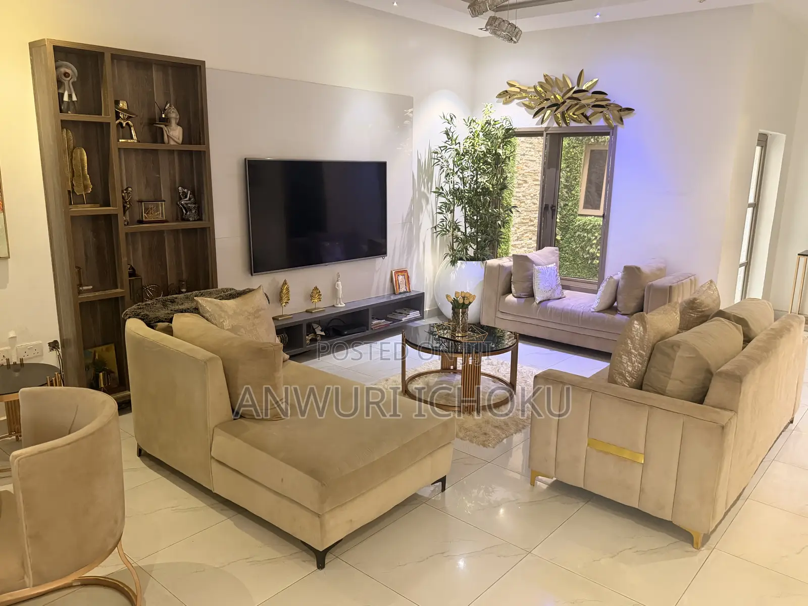 Luxurious Modern Living Room 7 Sofa Chairs