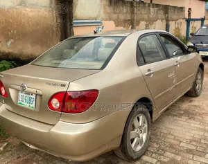 Toyota Camry LE 4dr Sedan (2.4L 4cyl 5A) 2006 Gold