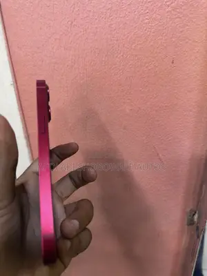 Apple iPhone 13 128 GB Red