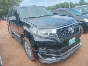 Toyota Land Cruiser Prado 2018 Black