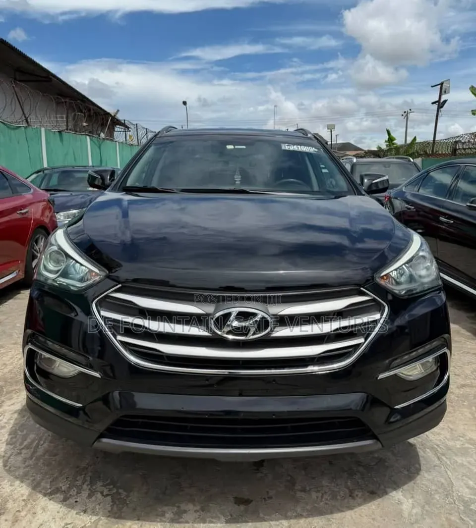 Hyundai Santa Fe 2018 Black