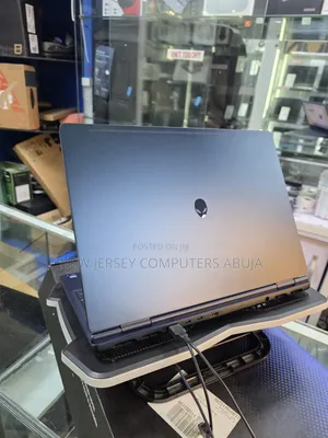 New Laptop Alienware 16x Aurora 32GB Intel Core Ultra 9 SSD 2T