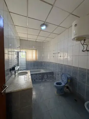 5bdrm Duplex in Maitama for rent