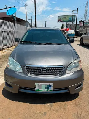 Toyota Corolla 2005 Gray