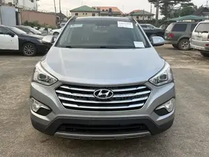 Hyundai Santa Fe 2015 Gray