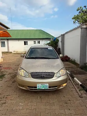 Toyota Corolla 2004 Gold