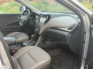 Hyundai Santa Fe 2015 Gray