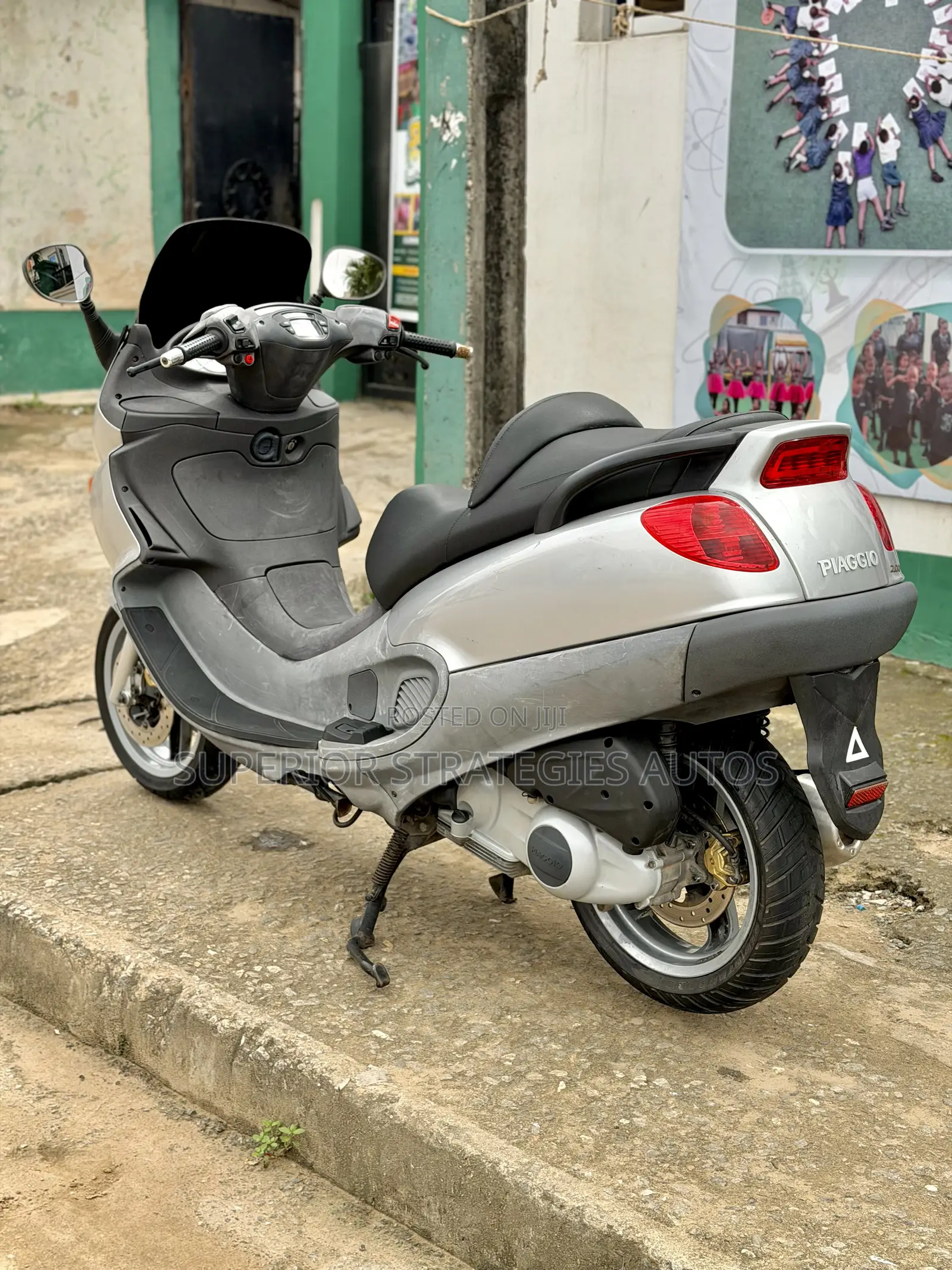 Piaggio Scooter 2015 Gray