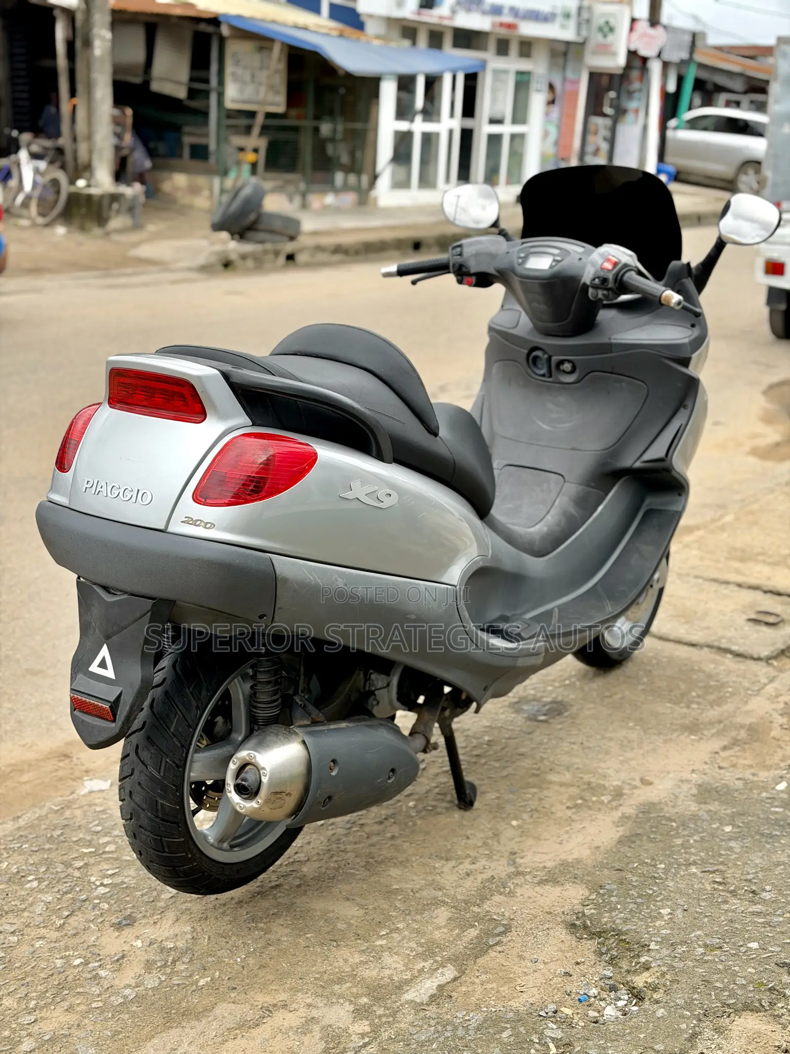 Piaggio Scooter 2015 Gray