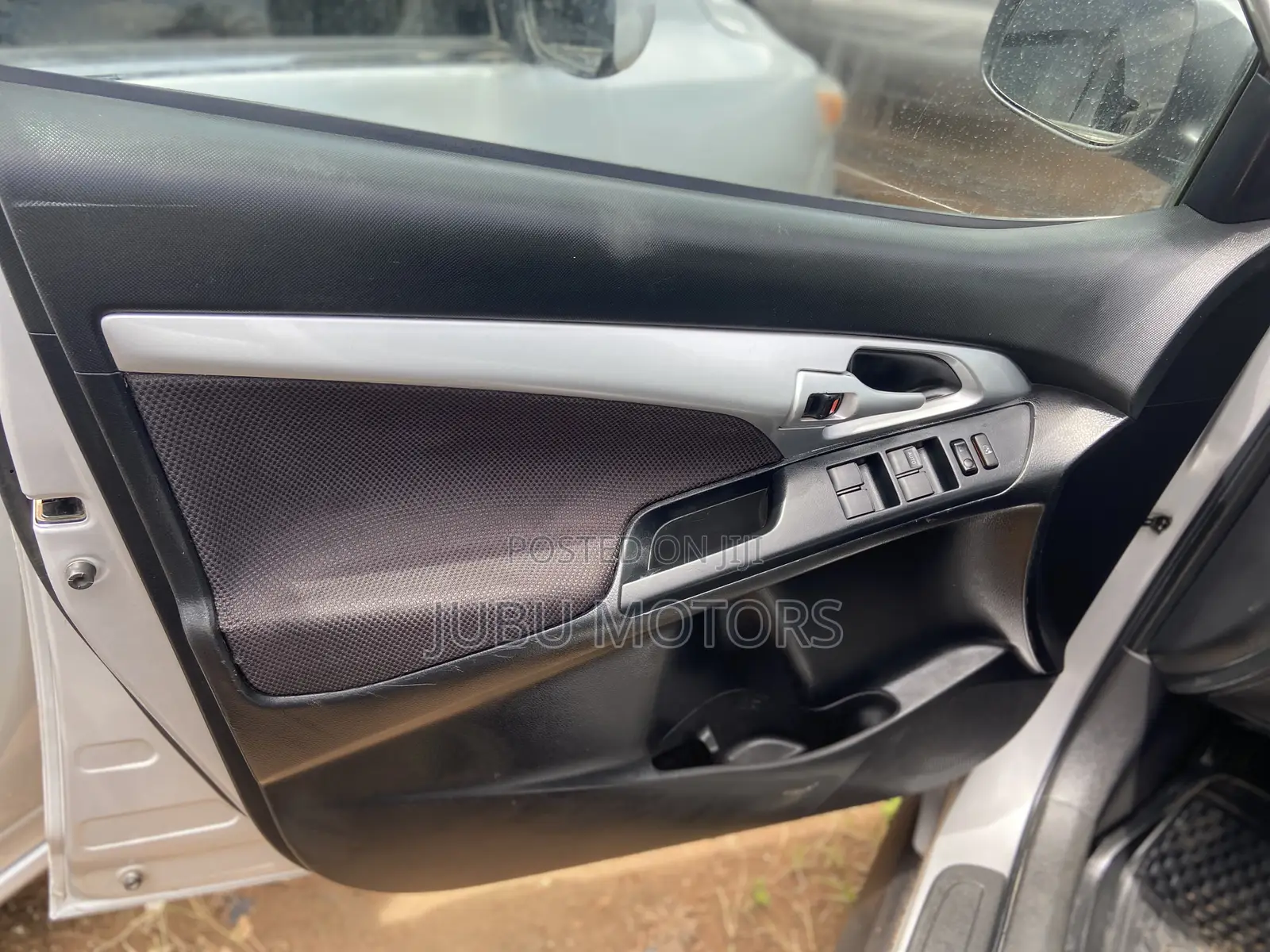 Pontiac Vibe 2007 Silver