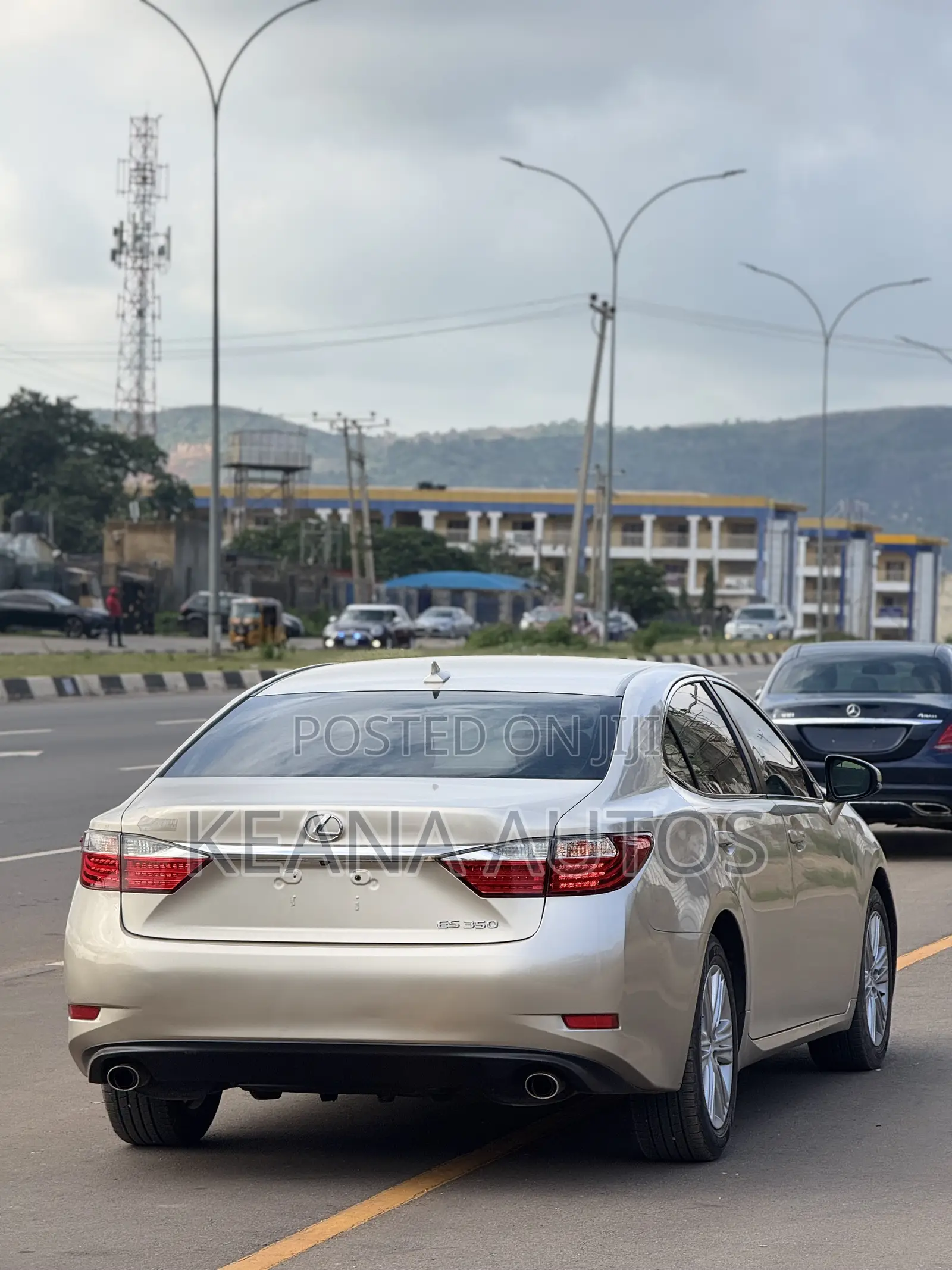 Lexus ES 2013 Gold