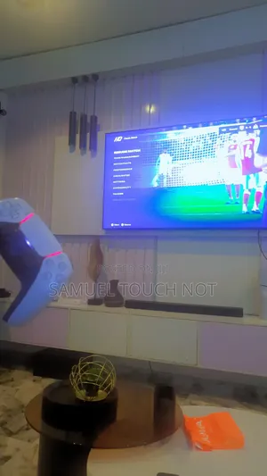 Very Neat and Working Perfectly Well Smart TV