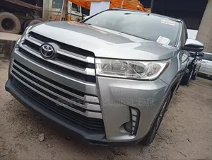Toyota Highlander 2017 Silver