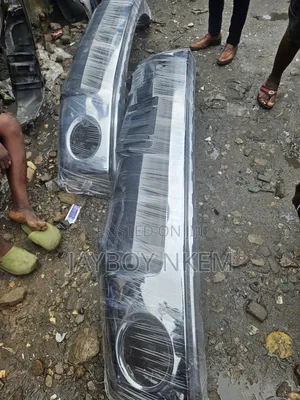 Complete Front Bumper Tundra 2012 Model