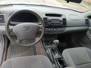 Toyota Camry 2006 Silver