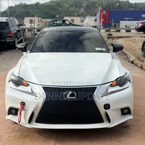 Lexus IS 300 AWD 2017 White
