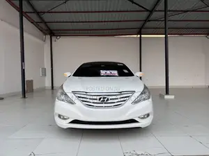 Hyundai Sonata 2013 White