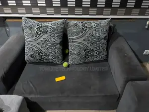 Sitting Rooms Chairs