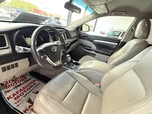 Toyota Highlander 2014 Silver