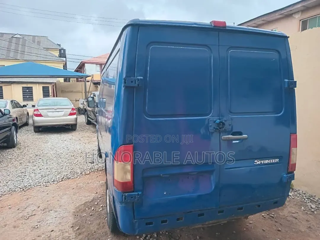 Dodge Sprinter 2007 Blue