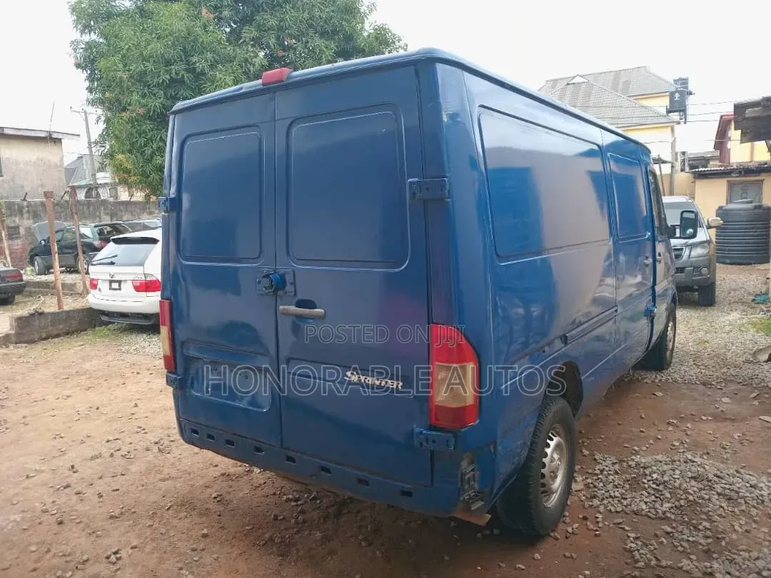 Dodge Sprinter 2007 Blue