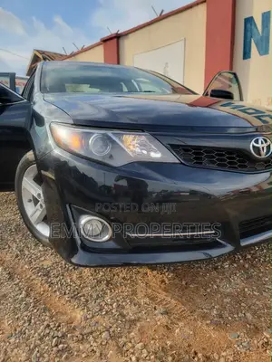 Toyota Camry SE 4dr Sedan (2.5L 4cyl 6A) 2013 Black