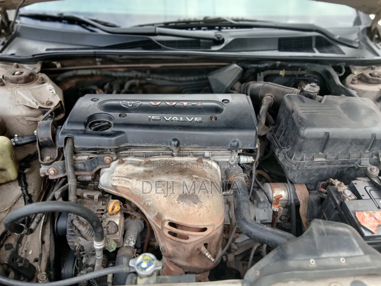 Toyota Camry 2004 Gold