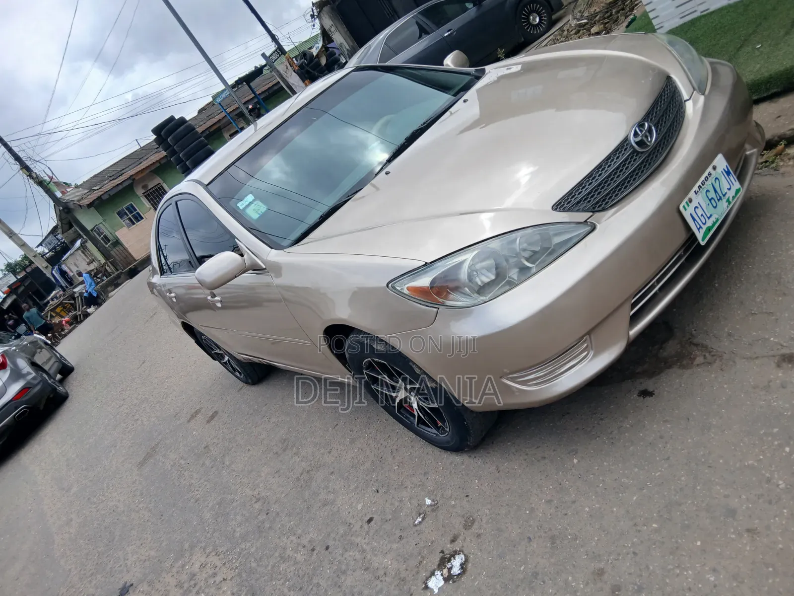 Toyota Camry 2004 Gold