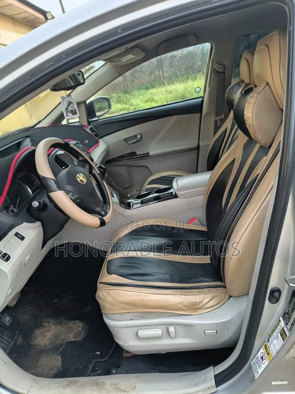 Toyota Venza 2010 Silver