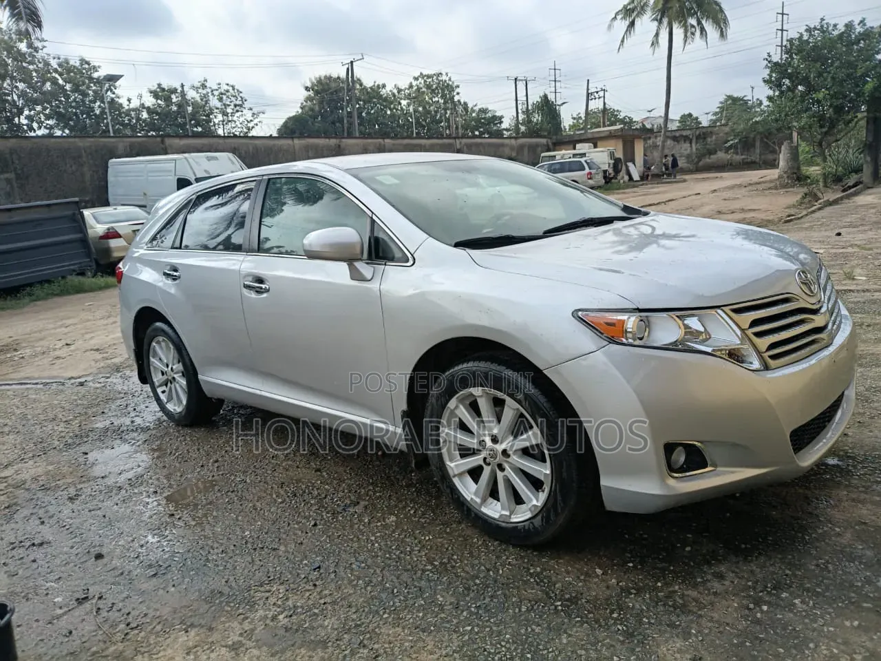 Toyota Venza 2010 Silver